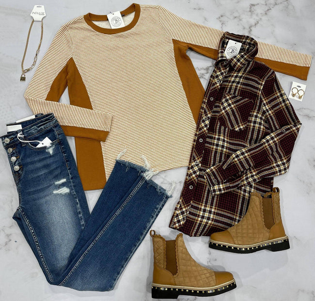CAMEL STRIPE SIDE RIBBED SWEATER TOP