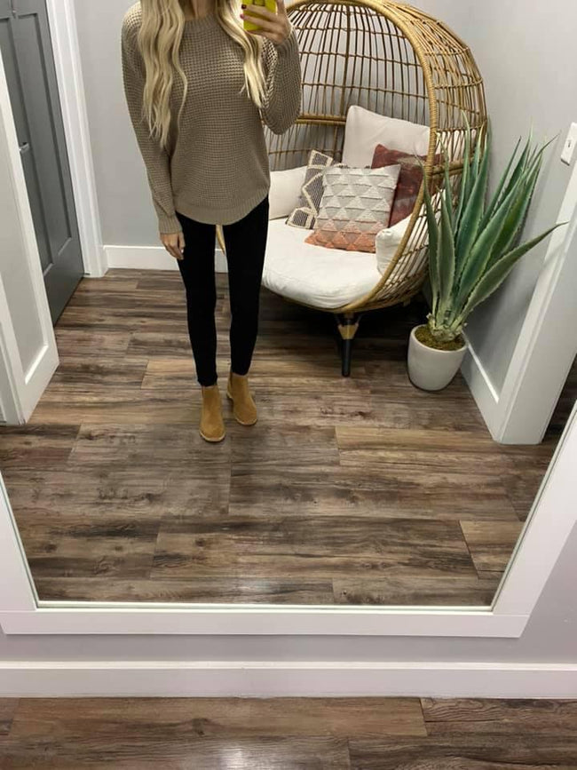 MOCHA KNIT SWEATER TOP