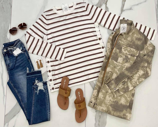 IVORY AND MOCHA STRIPE SWEATER TOP