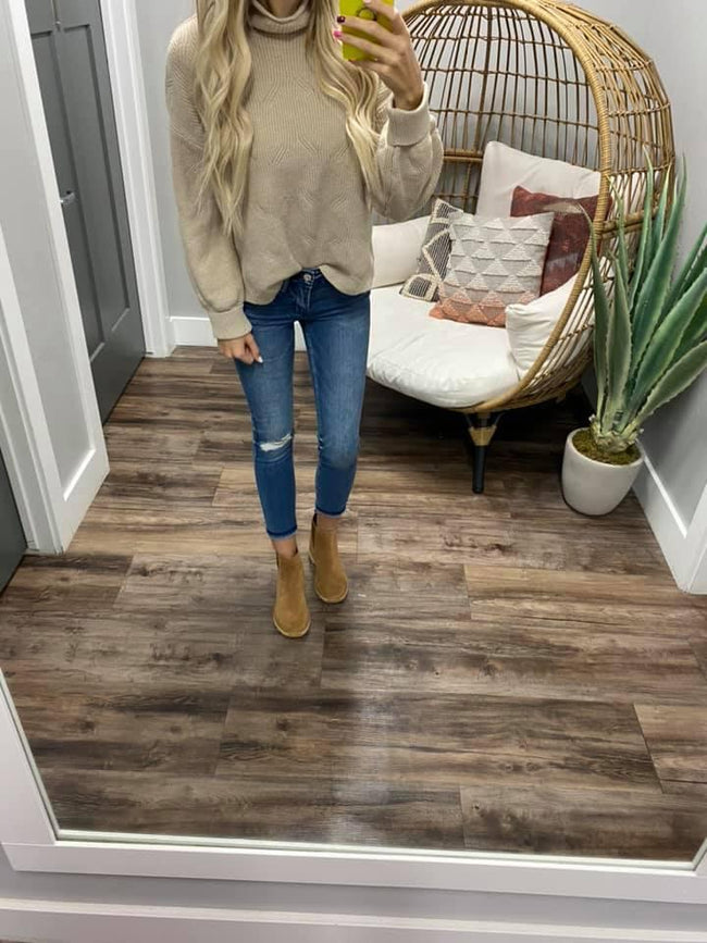 TAUPE KNIT PATTERNED SWEATER TOP