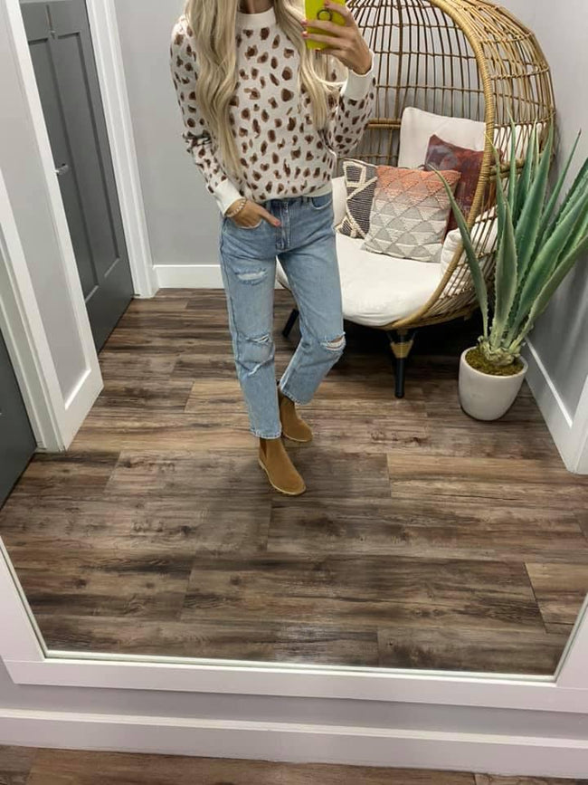 CREAM LEOPARD SWEATER TOP