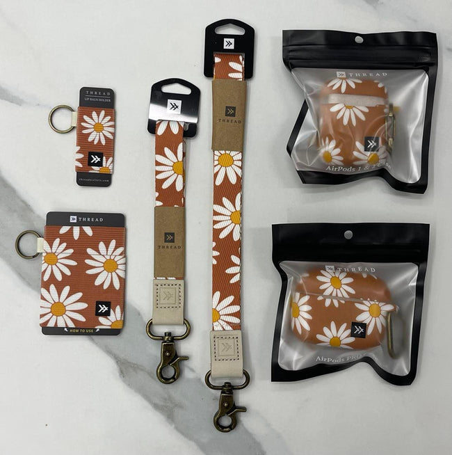 HAZEL THREAD NECK LANYARD Indulge Boutique