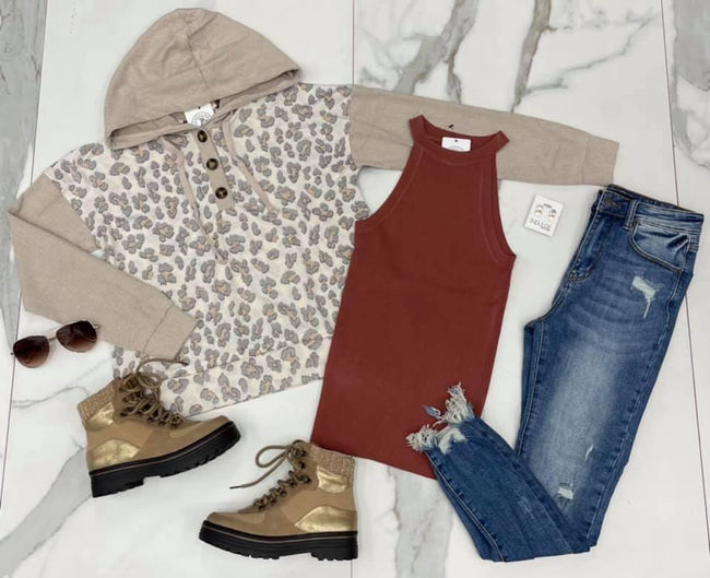 TAUPE LEOPARD BUTTON HOODED TOP