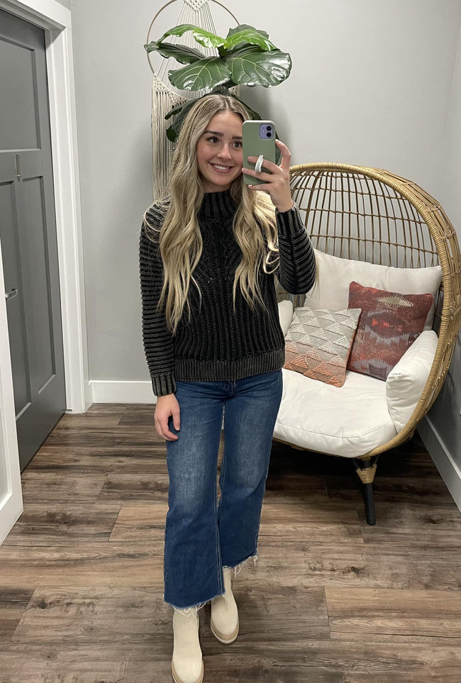STORMI CHUNKY KNIT BLACK WASHED SWEATER