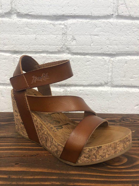 BROWN STRAPPED WEDGE SANDALS