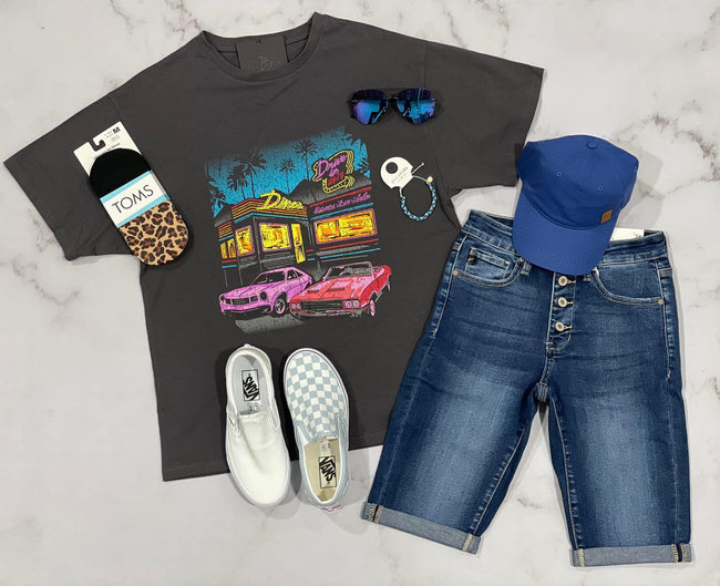 CHARCOAL OVERSIZED DRIVE IN GRAPHIC TEE
