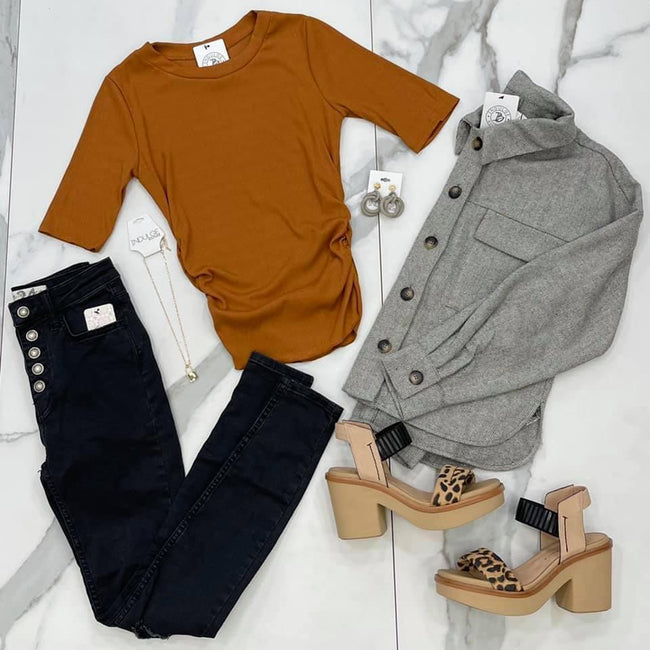 CAMEL RUCHED SIDE RIBBED TOP