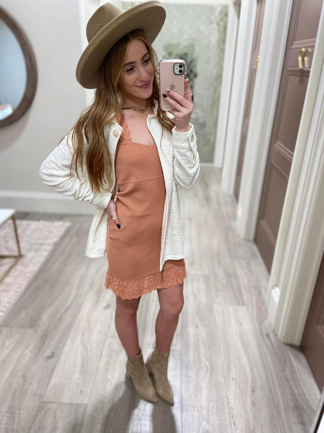 PEACH LACE BODYCON DRESS