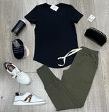 BLACK RIBBED TOP