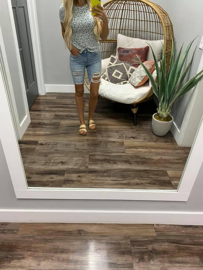 SAGE RIBBED FLORAL TEE
