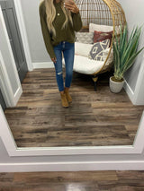 OLIVE TEXTURED KNIT SWEATER