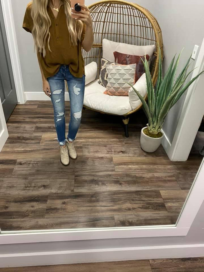CAMEL BUTTON BLOUSE
