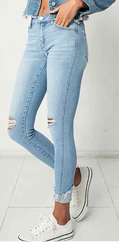 PUT ME IN CUFFS LIGHT WASH JEANS