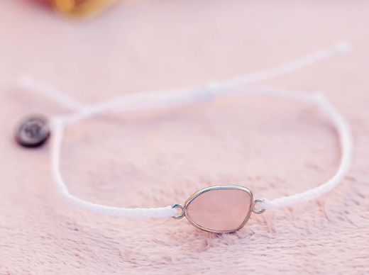 PURA VIDA WHITE MENTAL HEALTH GEMSTONE BRACELET