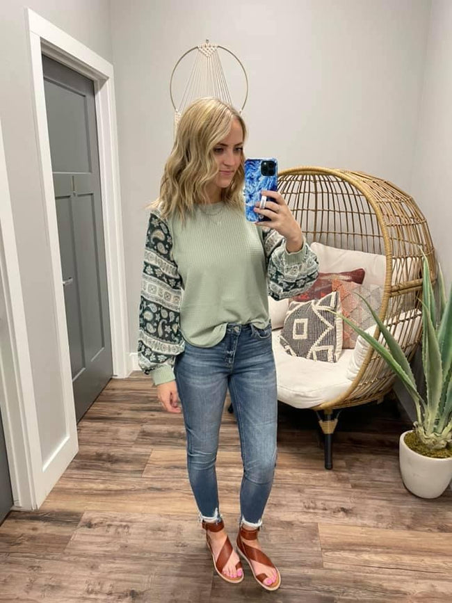 MINT WRANGLER PRINTED SLEEVE TOP