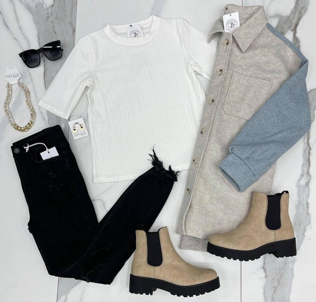 WHITE RIBBED MID SLEEVE TOP
