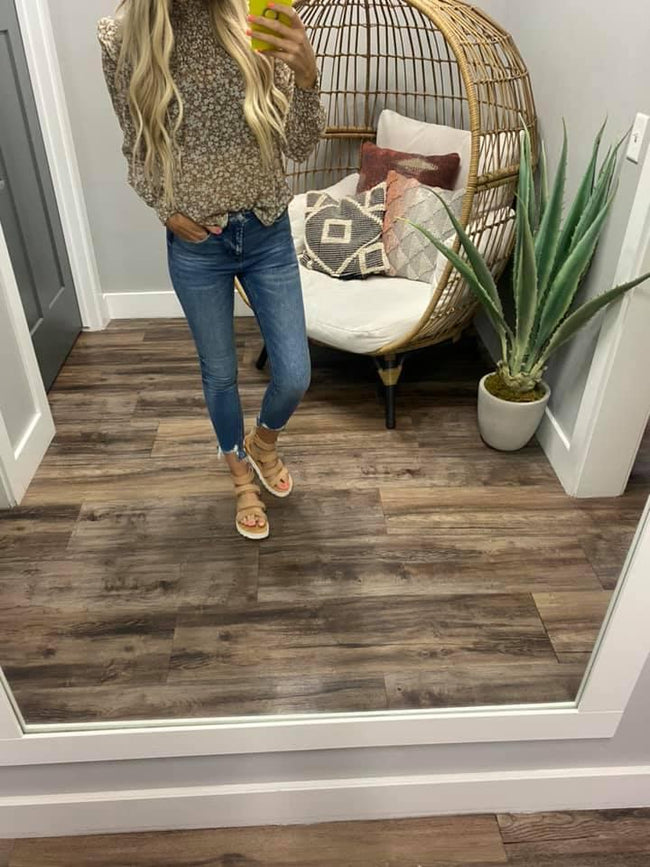MOCHA FLORAL BLOUSE