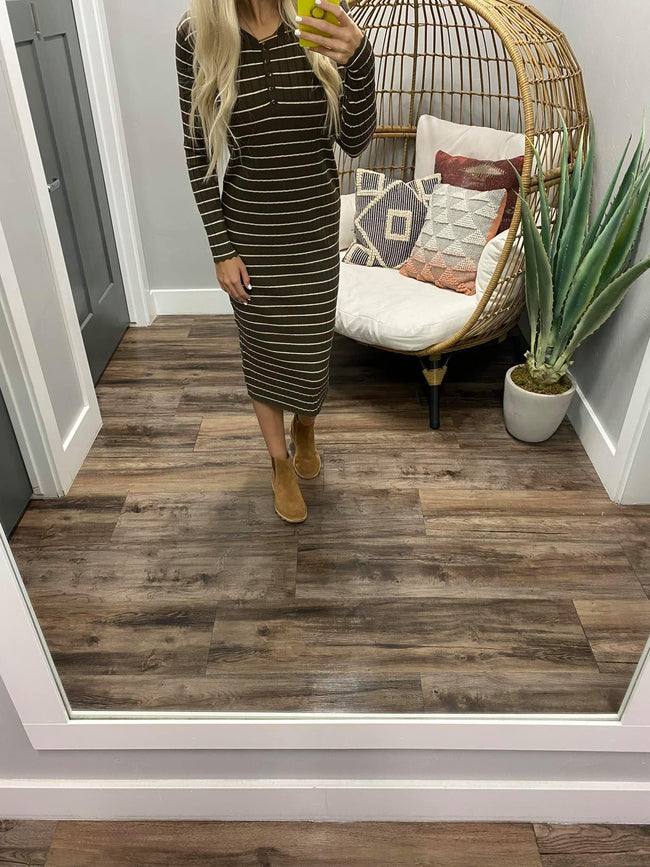 OLIVE RIBBED STRIPE BUTTON DRESS