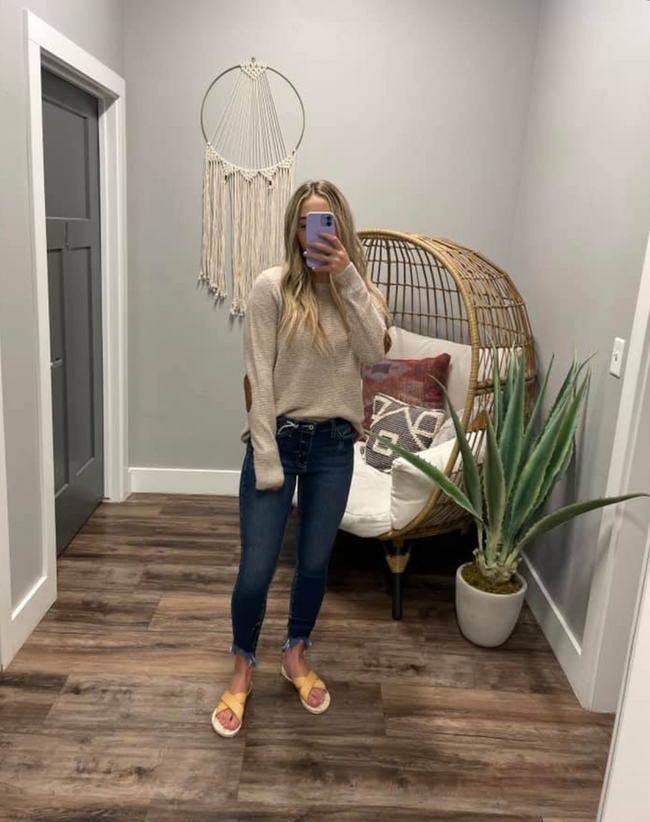 TAUPE KNIT SWEATER W/SUEDE ELBOW PATCH
