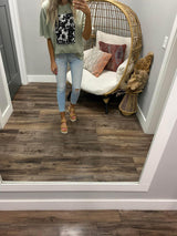 SAGE DAISY OVERSIZE GRAPHIC TEE