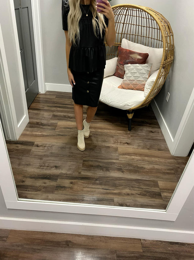 TAYLOR LEATHER TIERED SHORT SLEEVE TOP