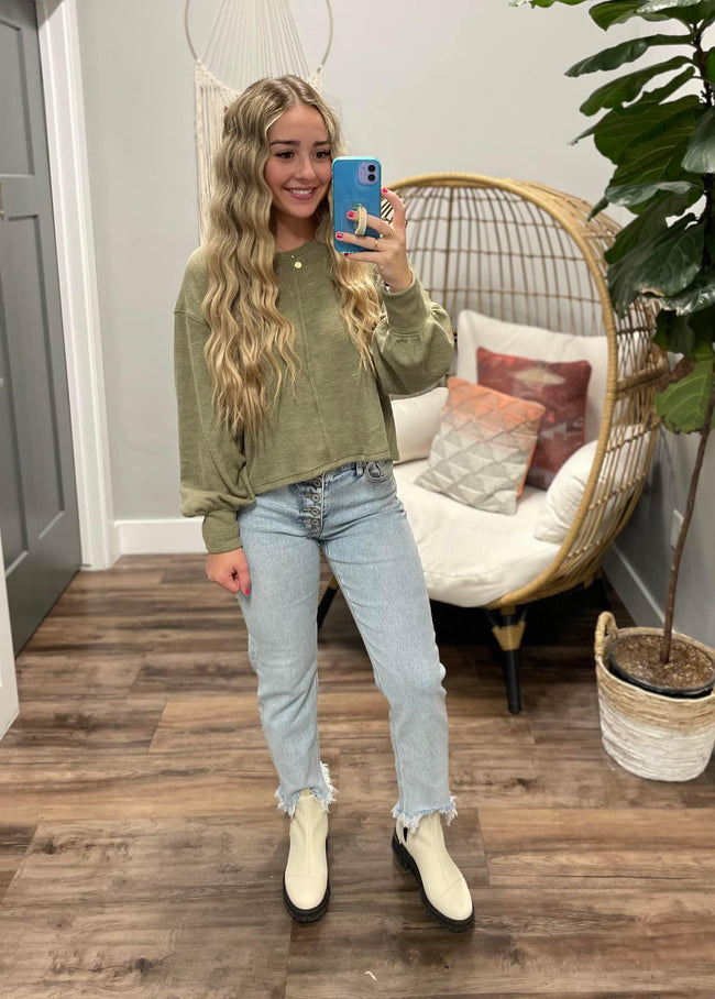 KYRA OLIVE RIBBED SWEATER TOP