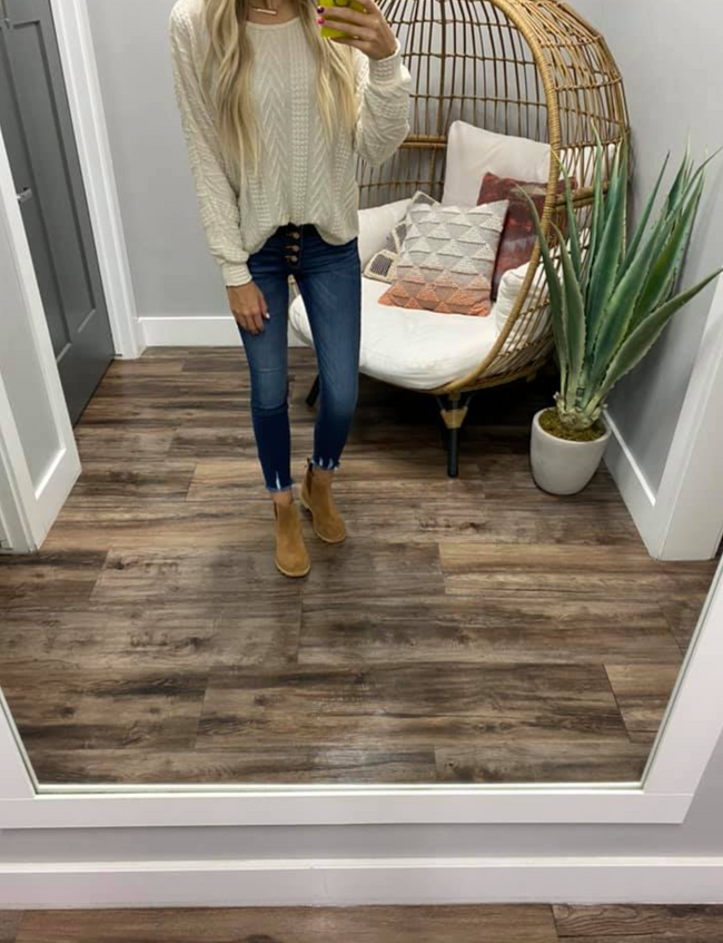 IVORY TEXTURED SWEATER TOP