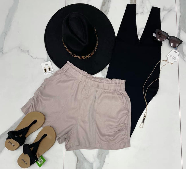 TAUPE WOVEN SHORTS