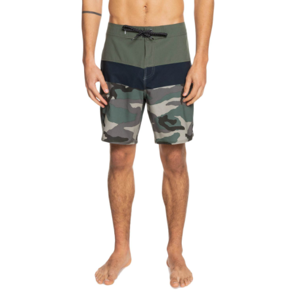 QUIKSILVER MENS CAMO BOARDSHORT
