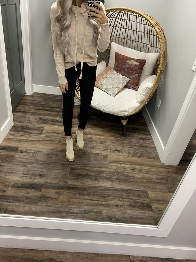 CORA OATMEAL CHENILLE SEAM HOODED TOP
