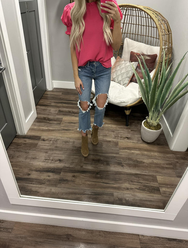 DRAGONFRUIT SMOCKED SLEEVE BLOUSE